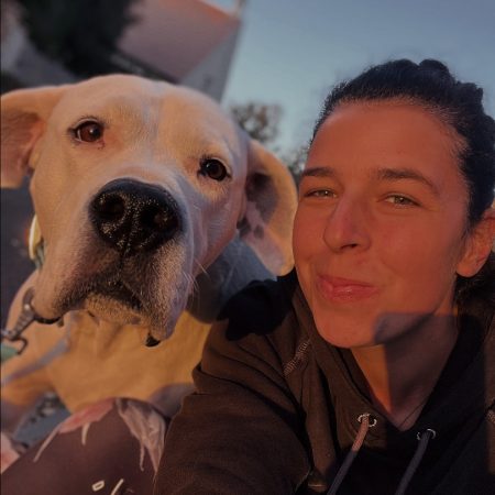 educatrice-canin-white-doc-training-education-en harmonie